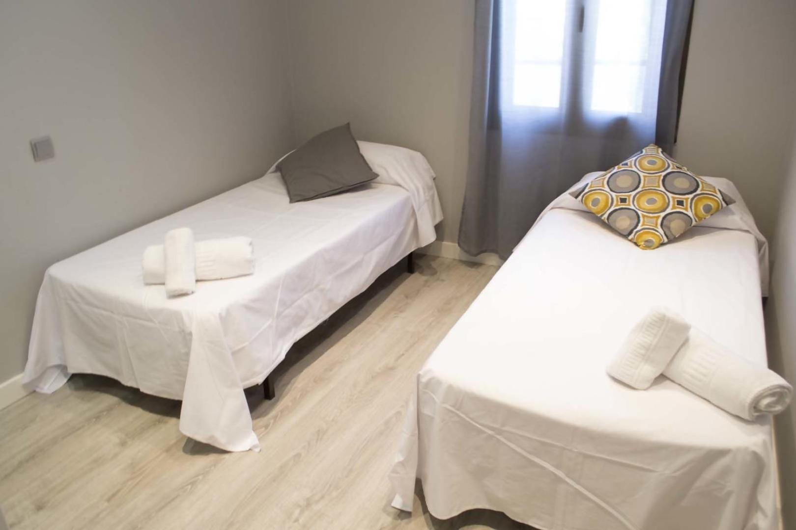 Apartamenticos Plaza Las Armas Zaragoza Bagian luar foto