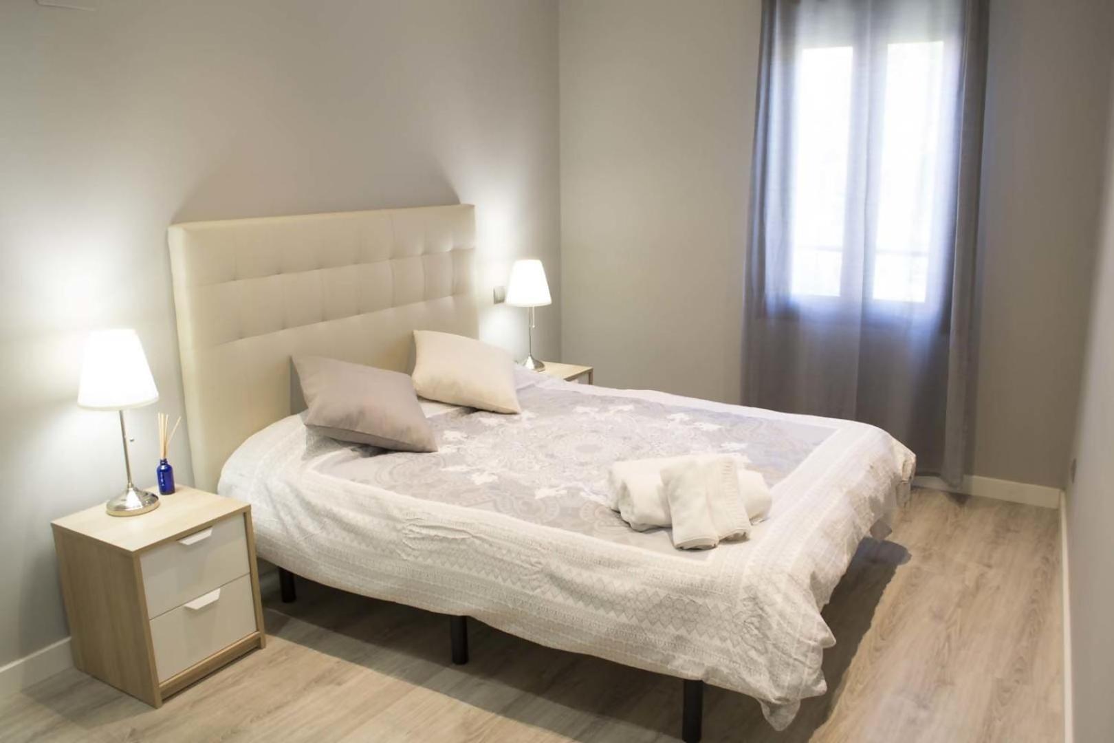 Apartamenticos Plaza Las Armas Zaragoza Bagian luar foto